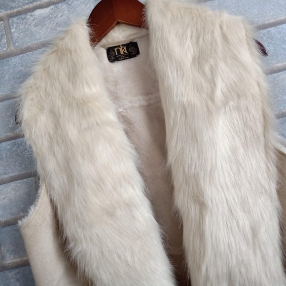 Faux fur vest - Picture 5 of 5